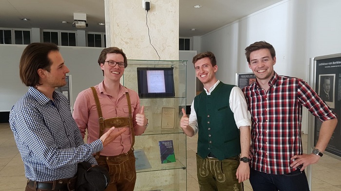 © FIM Studiengang Die Gumbel-AG in ihrer Ausstellung