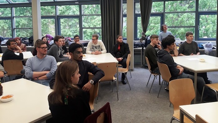 © Dorothea Hergert Teilnehmer an einem Seminar.