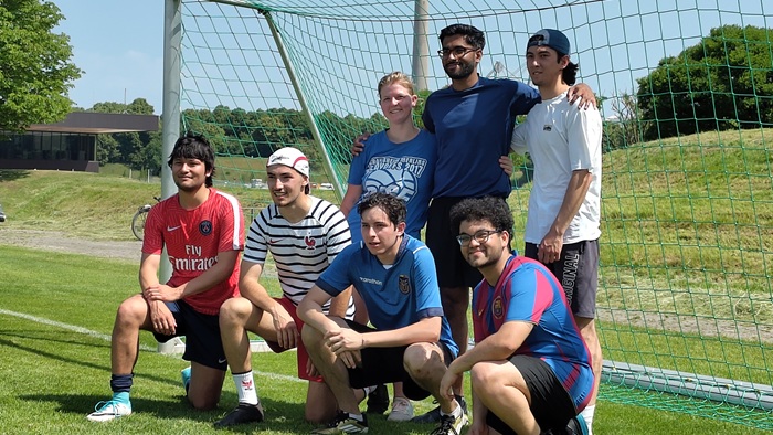 Mannschaftsbilder der Teams beim Elite-Cup 2025