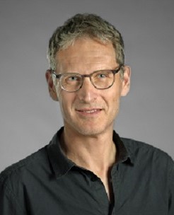 Porträtbild: Prof. Dr. Matthias Schmidt 