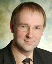 Portrait photo: Prof. Dr. Bernhard Schmauß