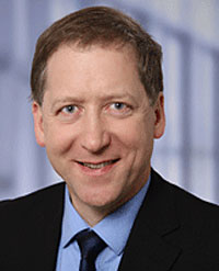 Portrait photo: Prof. Dr. Volker Ulm